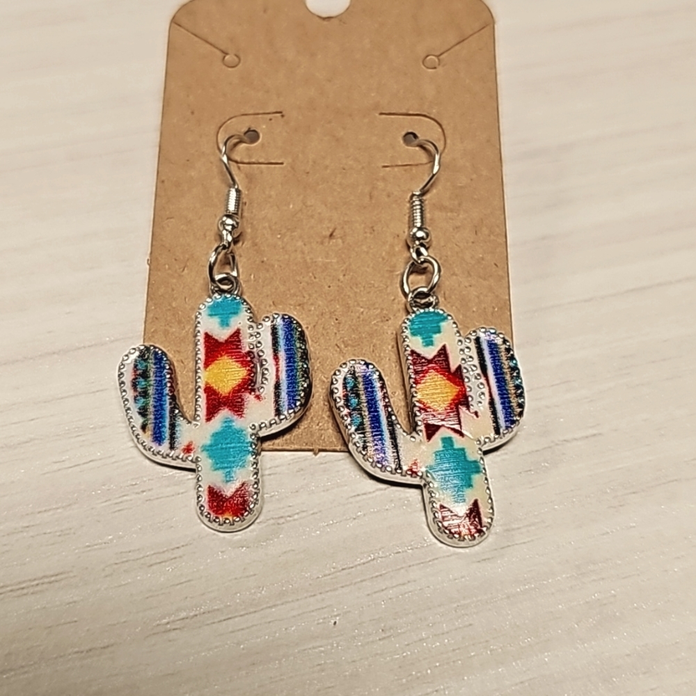 Cactus sliver Aztec print earrings nwt